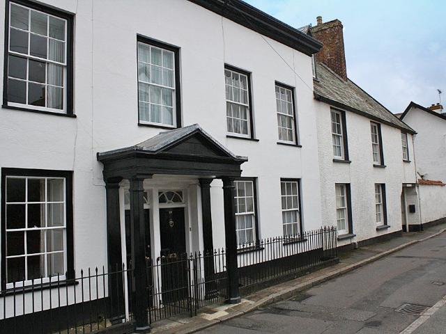 Monmouth Street, Topsham EX3, 3 bed terraced house to rent, £2,725 pcm | PrimeLocation