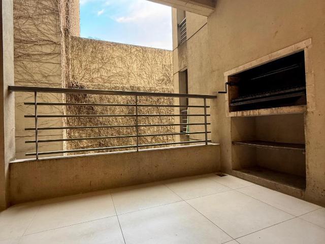 Monoambiente c/ balcón y piscina en alquiler san cristobal
