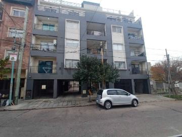 MONOAMBIENTE CON COCHERA EN HAEDO