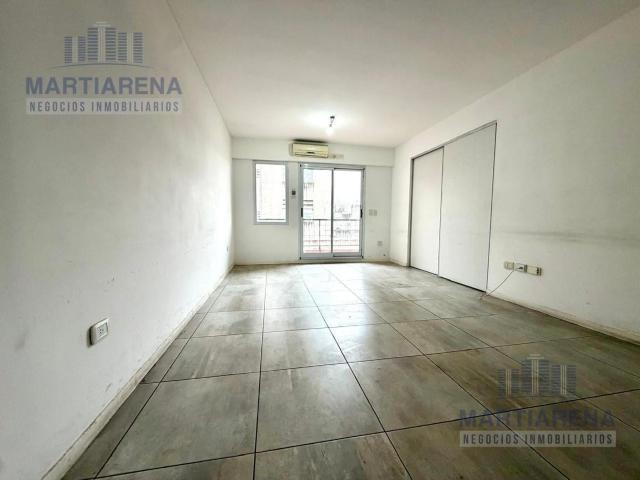 Monoambiente con cochera fija cubierta en barracas venta o alquiler