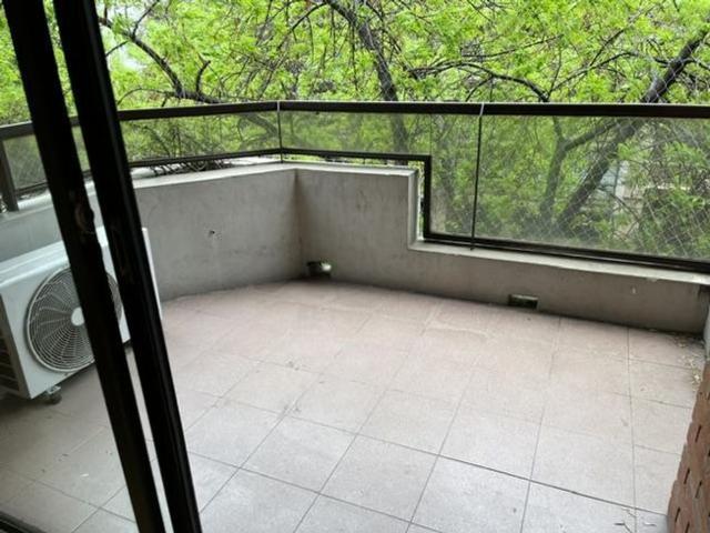 Monoambiente con cocina separada Balcon al frente APTO PROFESIONAL !