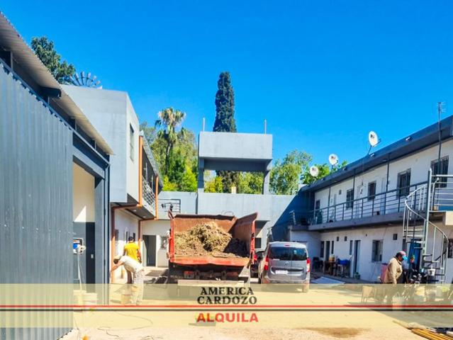 MONOAMBIENTE CON PARRILLA PASO DEL REY
