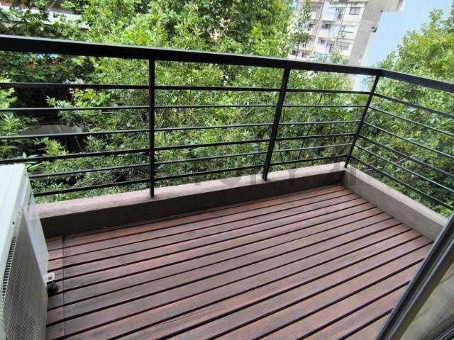 Monoambiente al frente con balcón en alquiler – Villa Santa Rita