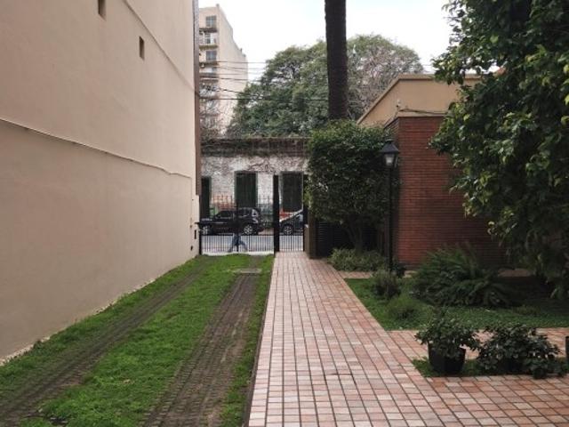 MONOAMBIENTE APTO VIVIENDA Y USO PROFESIONAL 25 m2. ITALIA 189 – PLANTA BAJA 7 – AVELLANEDA