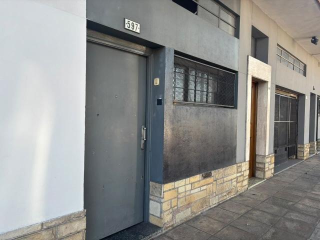 Monoambiente entrada individual en PB | Haedo/Morón | Sobre av. Balbin