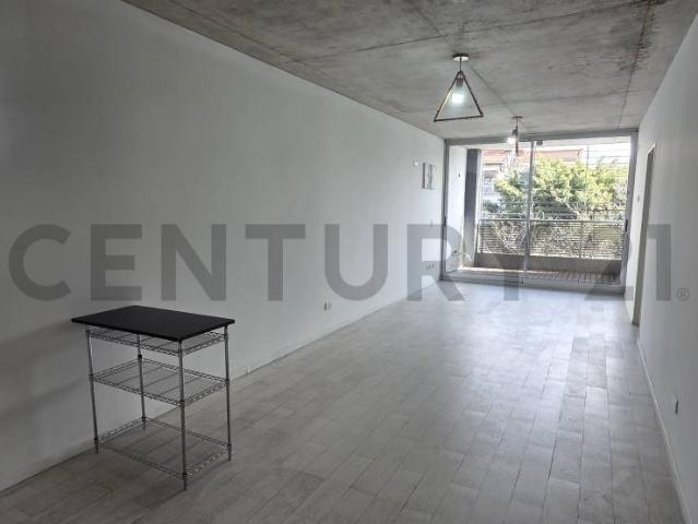 MONOAMBIENTE EN ALQUILER CON BALCON TERRAZA! SUPER LUMINOSO |