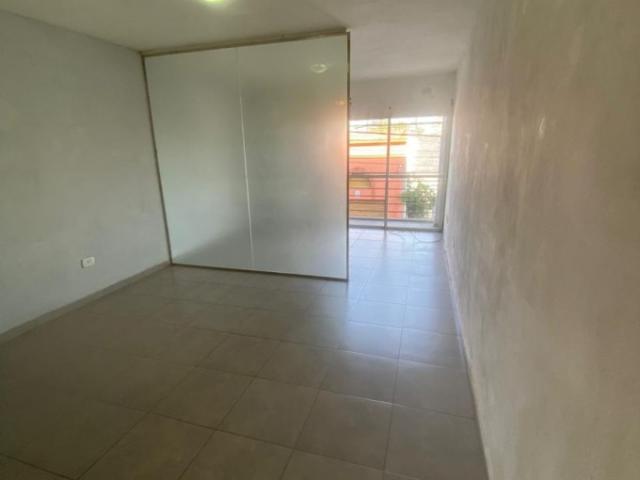 Monoambiente en Alquiler en 25 de Mayo 180