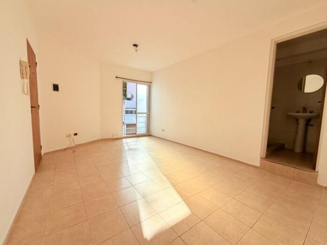 Monoambiente en alquiler en Barrio Lourdes. Mendoza 2900