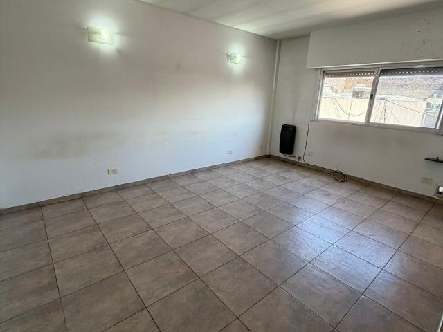 Monoambiente en alquiler sobra Av. Crovara en Villa Madero – Carrara Propiedades