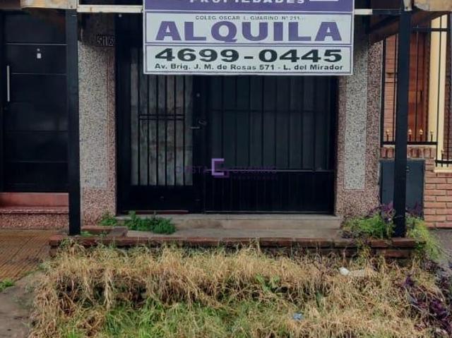 Monoambiente planta baja al frente