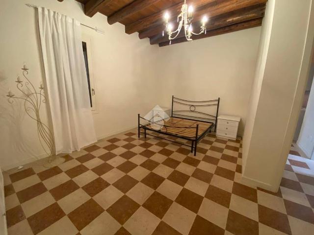 Monolocale ottimo stato, piano terra, Centro, Castello di Godego