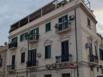 Monolocale arredato Messina