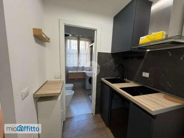 Monolocale arredato Milano