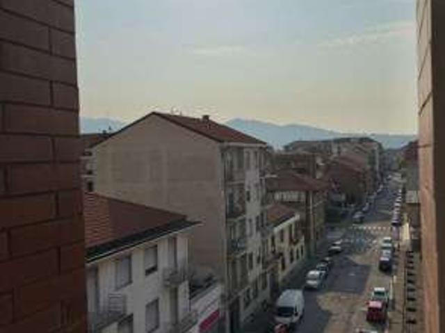 Monolocale arredato Mirafiori sud