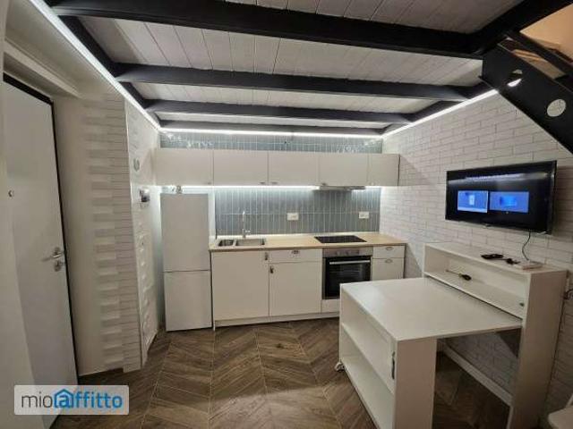 Monolocale arredato Napoli