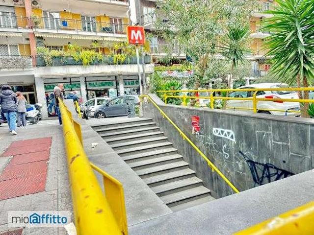 Monolocale arredato Napoli