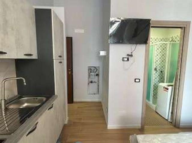 Monolocale arredato Napoli