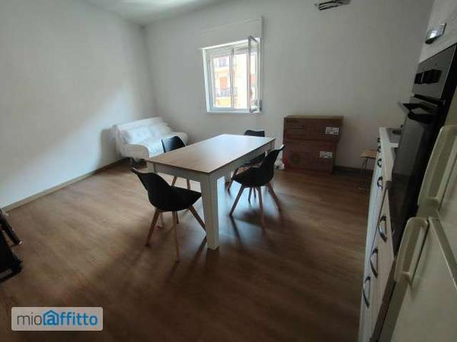 Monolocale arredato Oreto