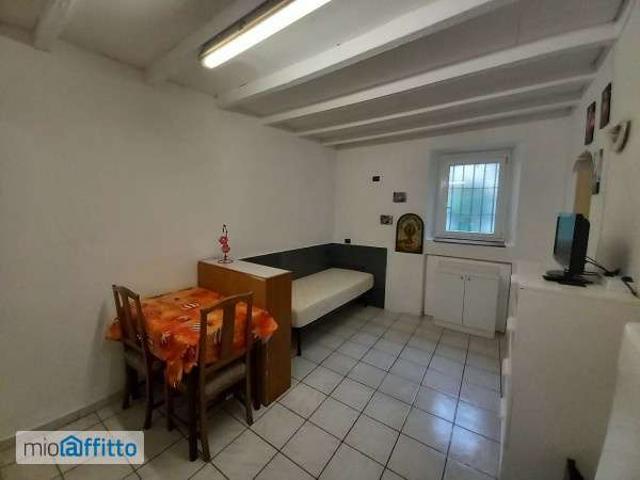 Monolocale arredato Busto Arsizio