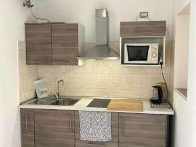 Monolocale arredato Bari