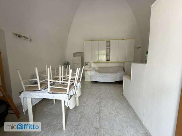 Monolocale arredato Bari