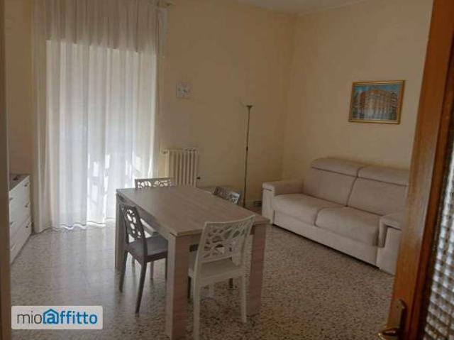 Monolocale arredato Barletta