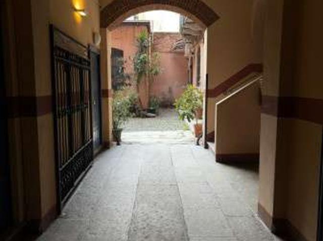 Monolocale arredato Bocconi, c.so italia, ticinese