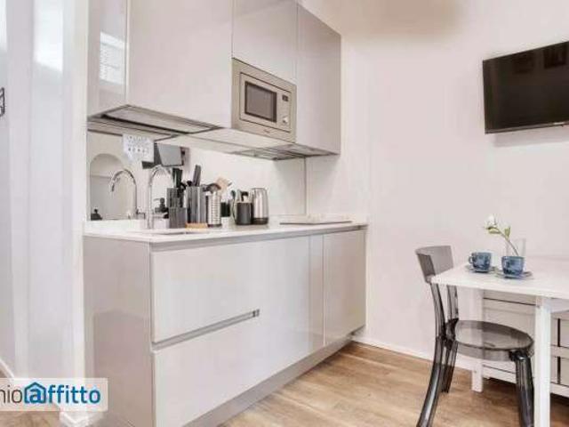 Monolocale arredato Bocconi, c.so italia, ticinese