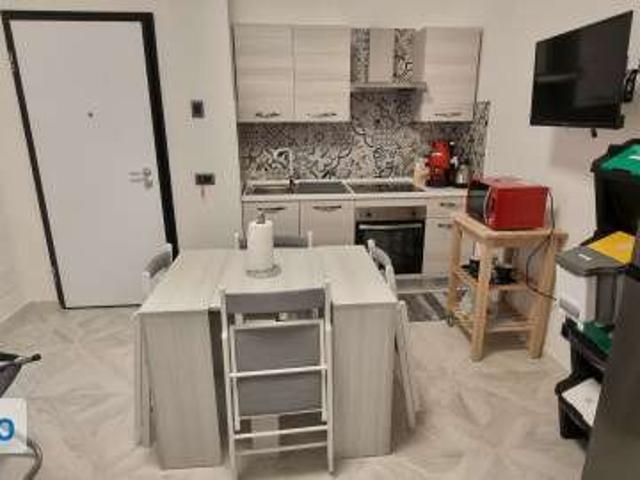 Monolocale arredato Casa santa