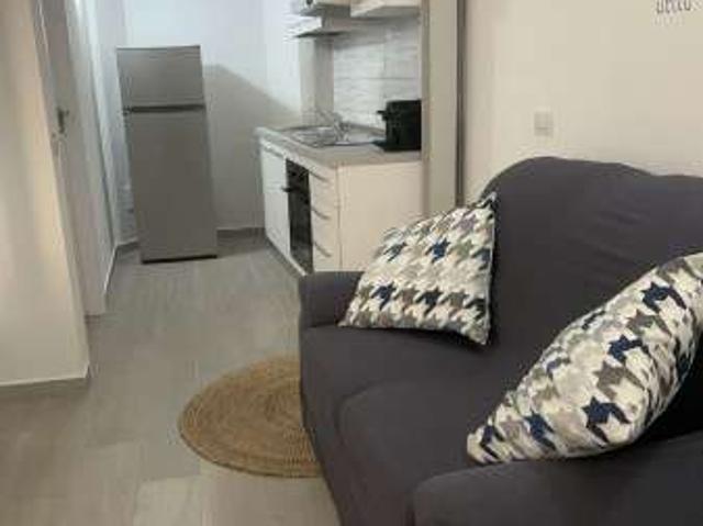 Monolocale arredato Centro