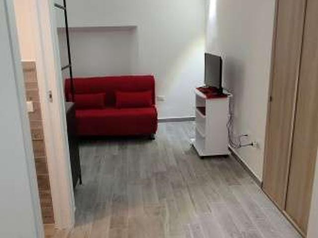 Monolocale arredato Centro