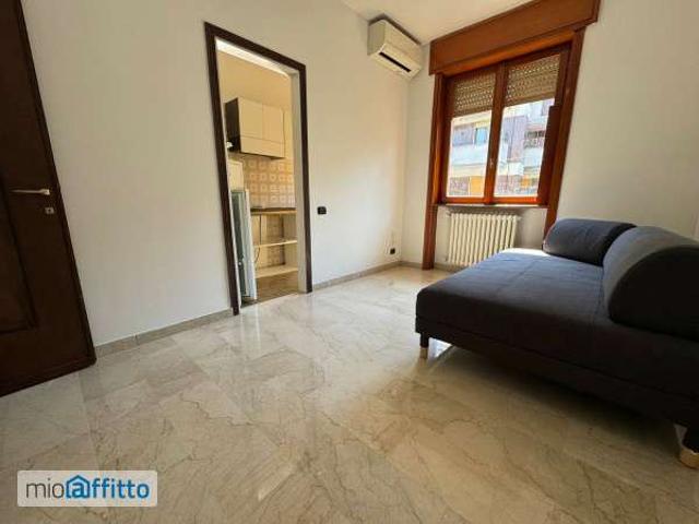 Monolocale arredato Certosa, quarto oggiaro, villa pizzone