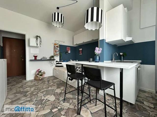Monolocale arredato Certosa, quarto oggiaro, villa pizzone