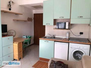 Monolocale arredato Chiesa rossa, cermenate, ripamonti