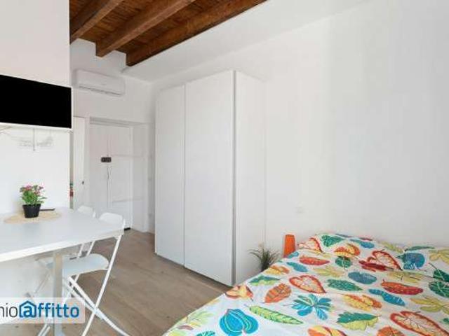 Monolocale arredato Città studi, lambrate, udine, loreto