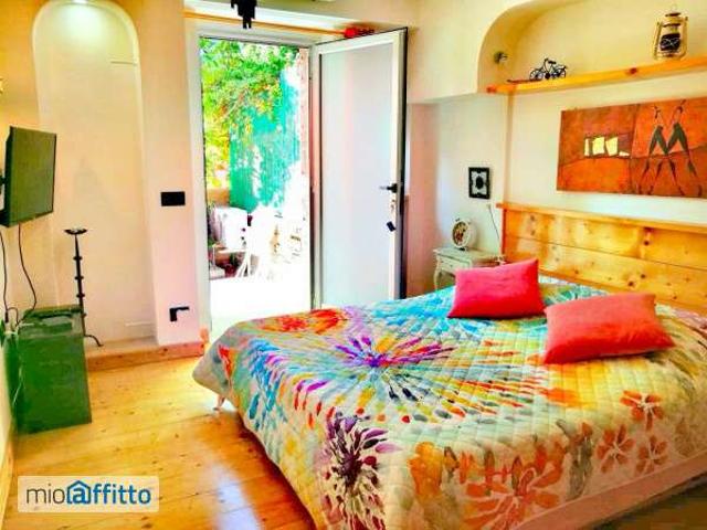 Monolocale arredato con terrazzo Trevignano Romano