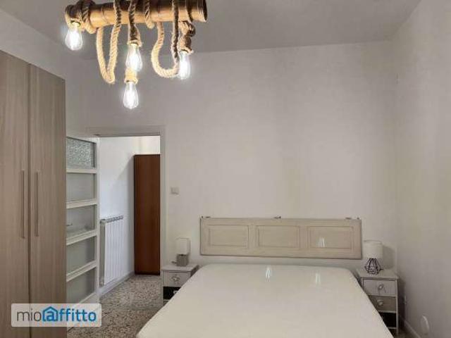 Monolocale arredato con terrazzo Arenella