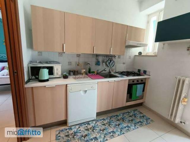 Monolocale arredato con terrazzo Bari
