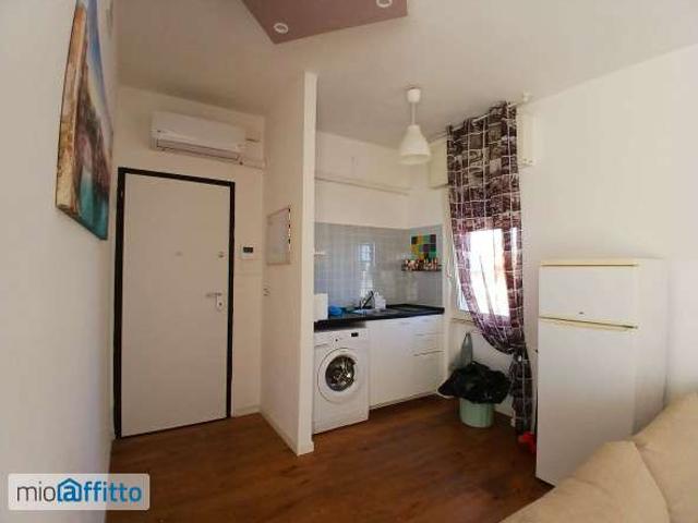 Monolocale arredato con terrazzo Bari