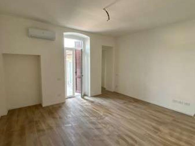 Monolocale arredato con terrazzo Bergamo