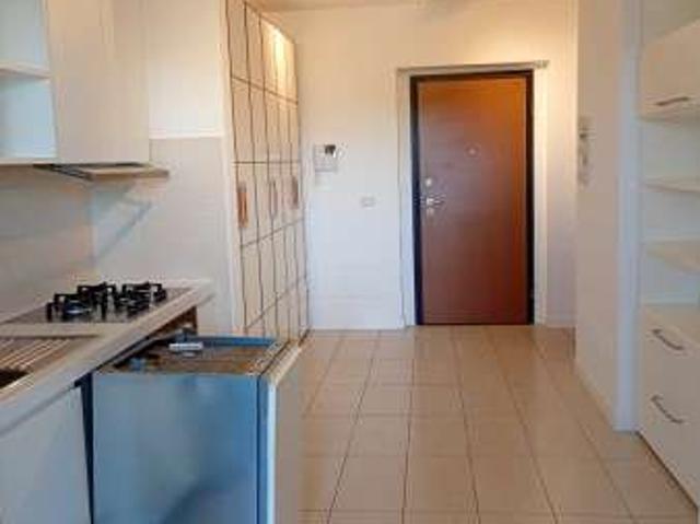 Monolocale arredato con terrazzo Casilina, prenestina, centocelle, alessandrino