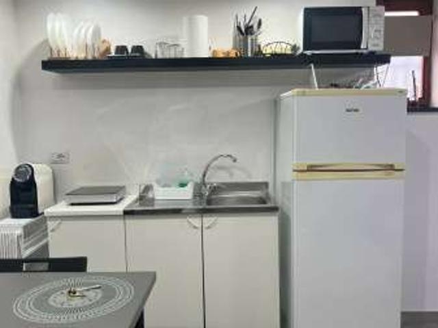 Monolocale arredato con terrazzo Catania