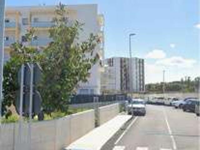 Monolocale arredato con terrazzo Centro