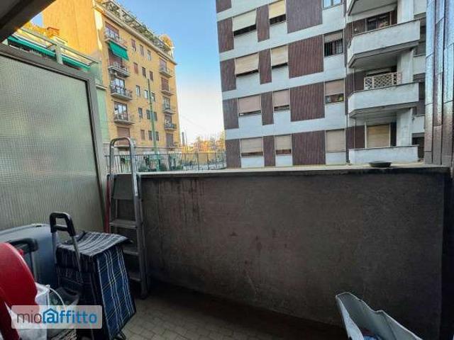 Monolocale arredato con terrazzo Certosa, quarto oggiaro, villa pizzone