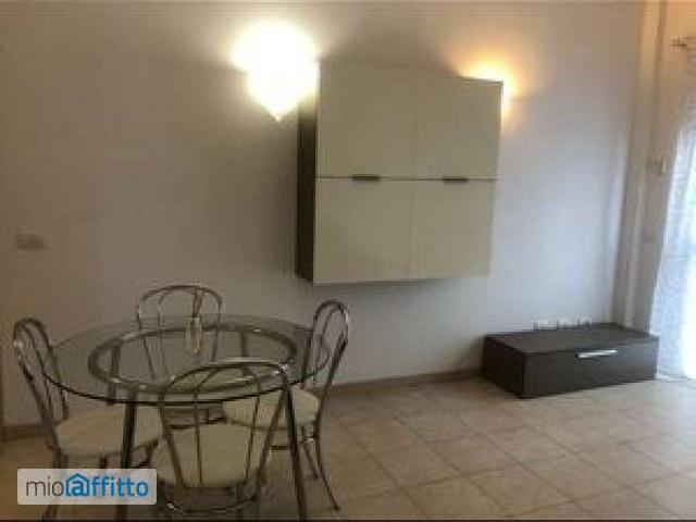 Monolocale arredato con terrazzo Certosa, quarto oggiaro, villa pizzone