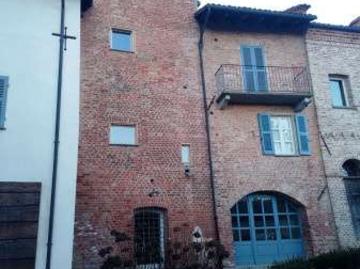 Monolocale arredato con terrazzo Cortanze