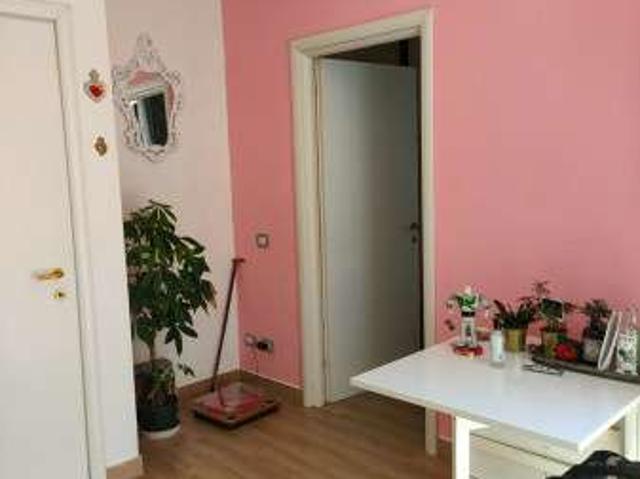 Monolocale arredato con terrazzo Infernetto, axa, casal palocco, madonnetta a roma