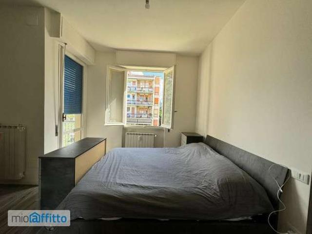 Monolocale arredato con terrazzo Isolotto e legnaia