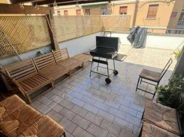 Monolocale arredato con terrazzo Mazzini