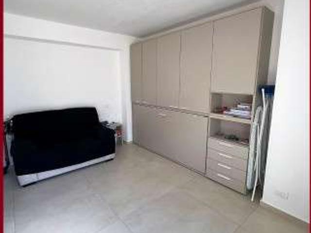 Monolocale arredato con terrazzo Oreto